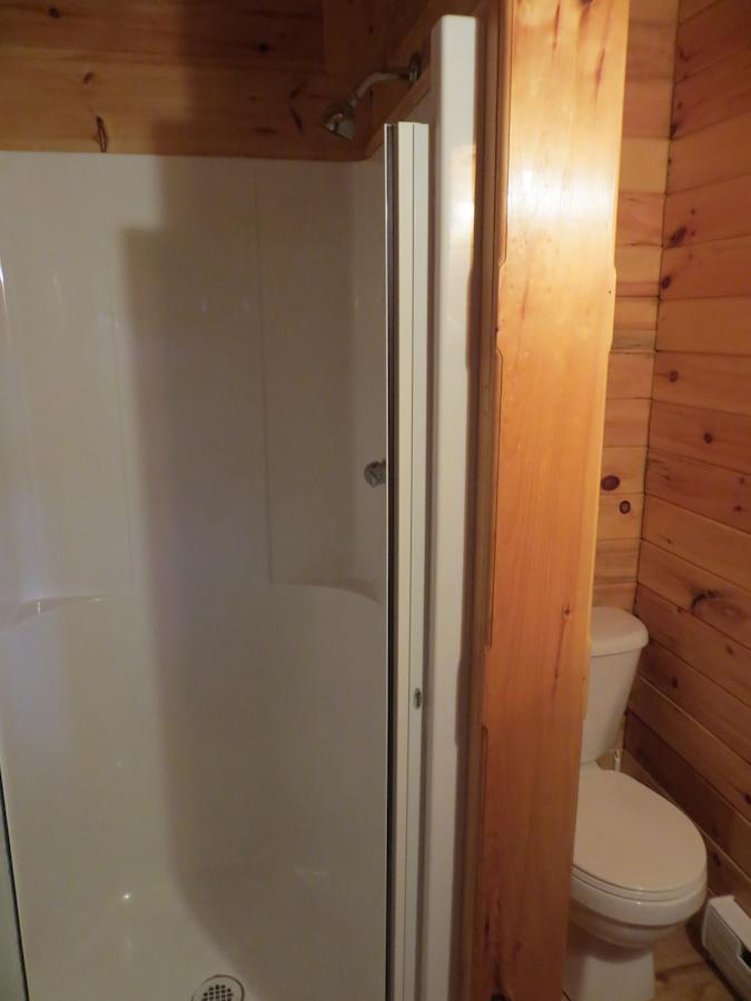Nine Pine Cottage Miramichi Rum bild
